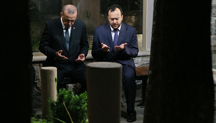 Erdoğandan, Arvasi Hazretlerinin kabrine ziyaret