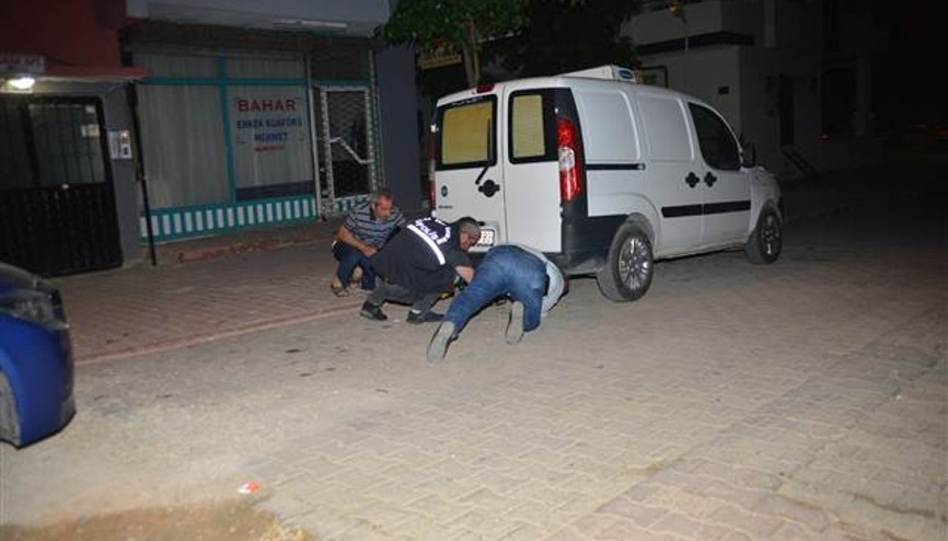 Motosikletle geldi, takip cihazı yerleştirip, kaçtı