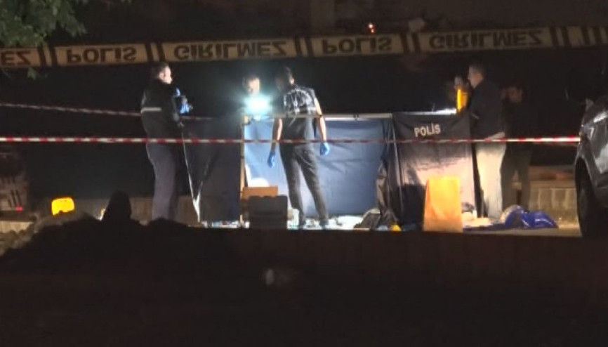 Başakşehirde bavullar içinde parçalanmış erkek cesedi bulundu