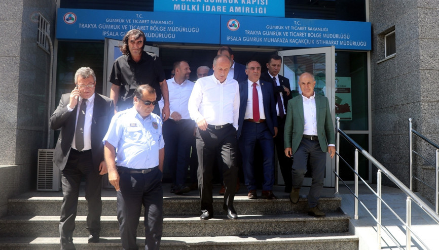 Son dakika.. CHP heyeti Yunanistana alınmadı