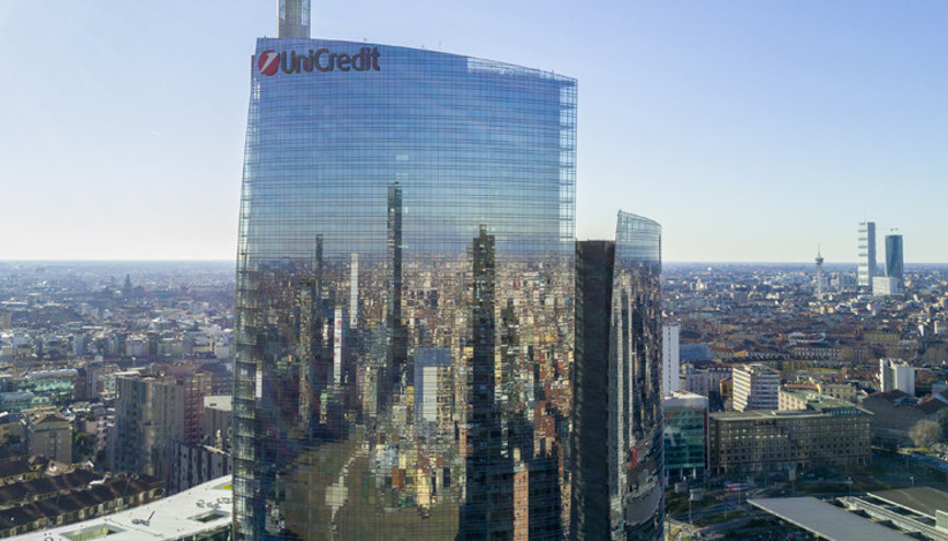 UniCredit, Societe Generale ile birleşme olasılığını araştırıyor