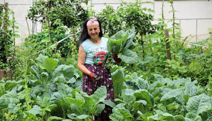 İlçenin en çalışkan kadını İlçenin en çalışkan kadını