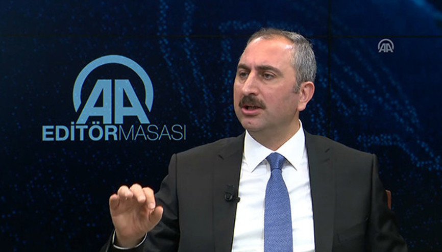Adalet Bakanı Gül’den FETÖ davaları ile ilgili flaş açıklama