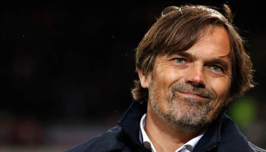 Cocuda son dakika Kuyt sürprizi