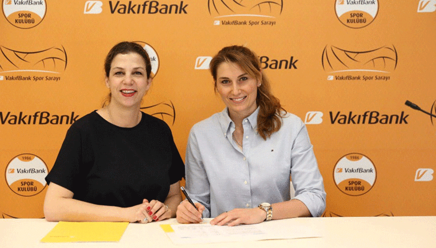 VakıfBank 3 oyuncuyla sözleşme yeniledi