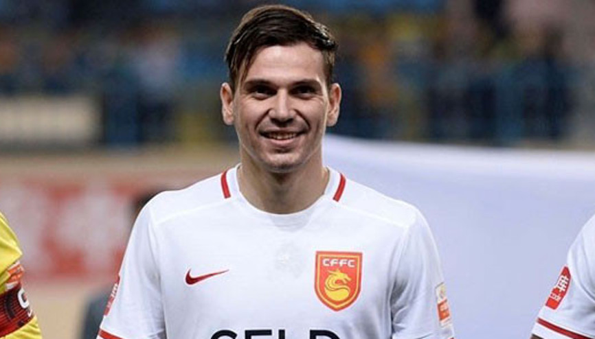 Ersan Gülüm geliyor