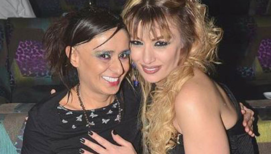Bodrumda barda silahlı saldırı: Ölenler arasında şarkıcı Hacer Tülü de var
