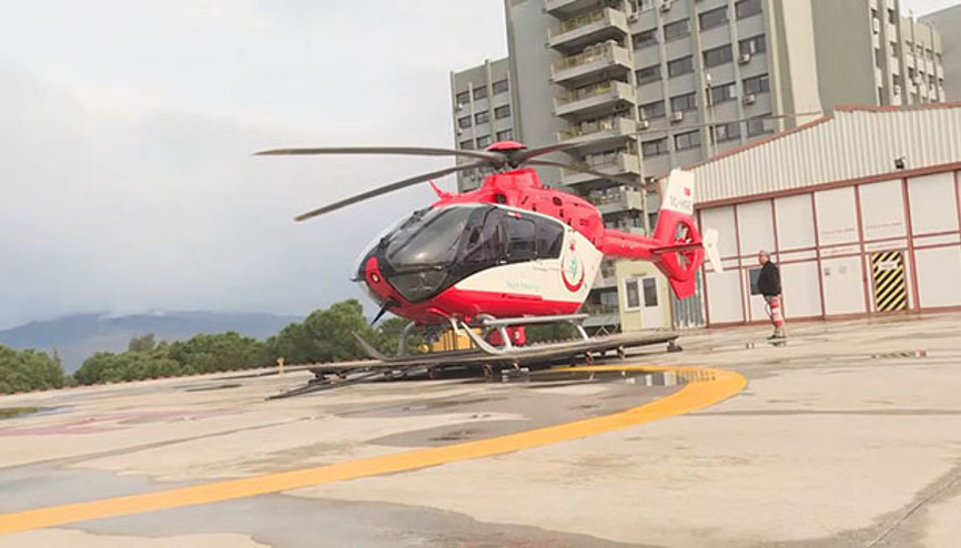 Hava ambulansı ve askeri helikopter hastalar için havalandı
