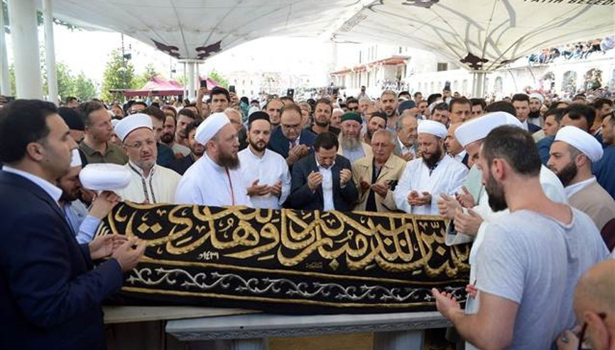 Balkanlıoğlu son yolculuğuna uğurlandı