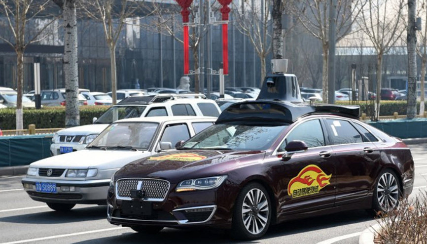 Baidu sürücüsüz araçlarını otoyolda denedi