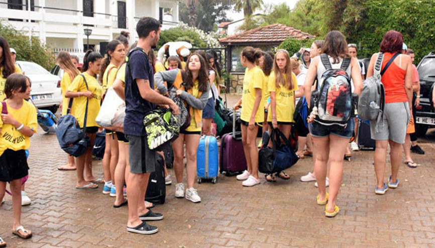 Her şey dahil diye anlaştıkları tatil köyünde ilginç iddia Her şey dahil diye anlaştıkları tatil köyünde ilginç iddia