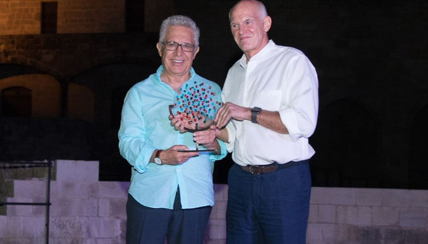 Yunanistan’dan Livaneli’ye ‘Barış Ödülü’