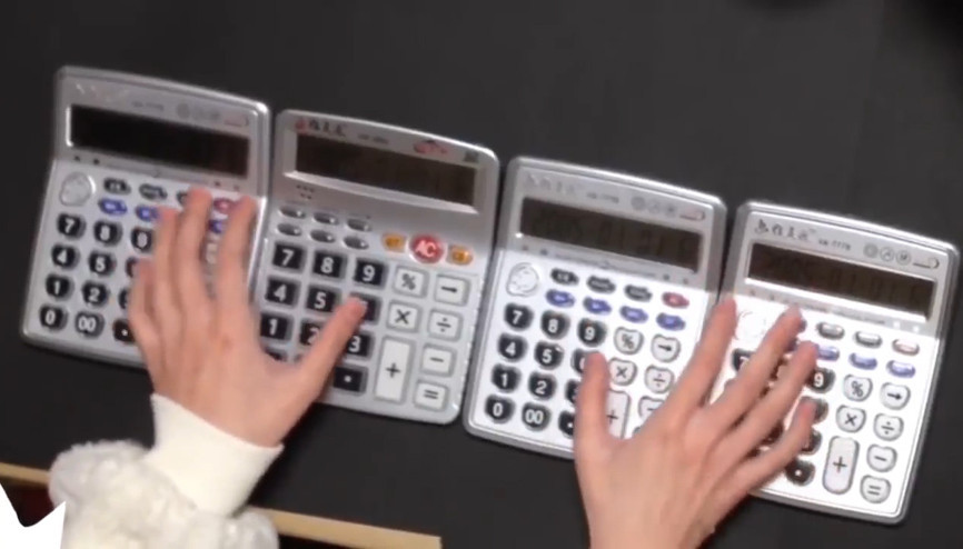 Hesap makinesiyle Game of Thrones jeneriğini çalıyor