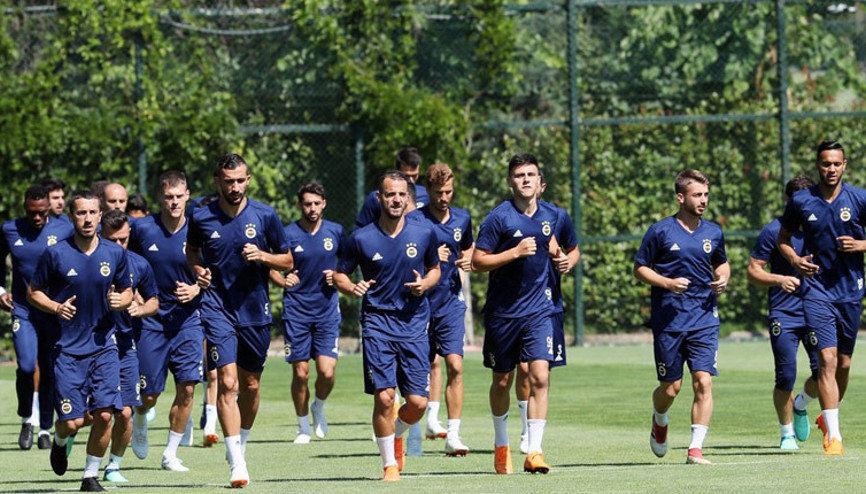 Fenerbahçede yeni sezon hazırlıkları devam ediyor