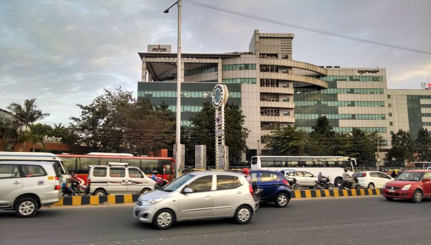 Trump engel olmuştu ama... Dev şirket satın aldı, hisseleri uçtu