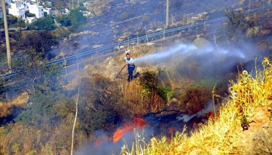 Bodrumda korkutan yangın