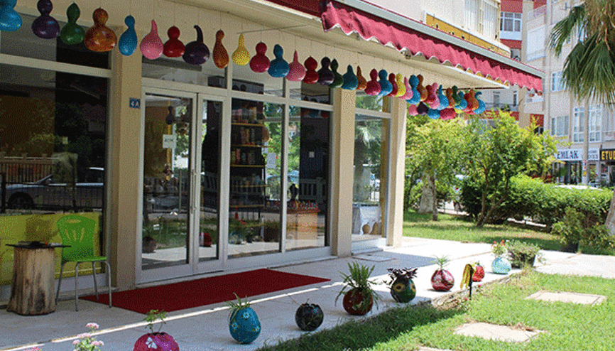 TARLADAN ATÖLYEYE KADINLAR ÜRETİMDE