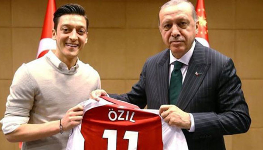 Cumhurbaşkanı Erdoğandan Mesut Özil açıklaması: Tavrı yerli ve milli