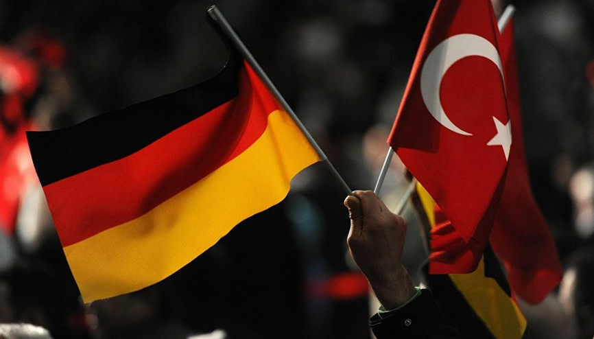 Almanya’da iç istihbarat UETD’yi takibe almış