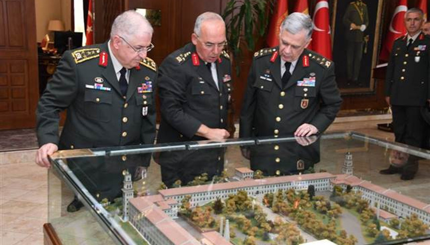 Genelkurmay Başkanı, İstanbulda birlikleri denetliyor