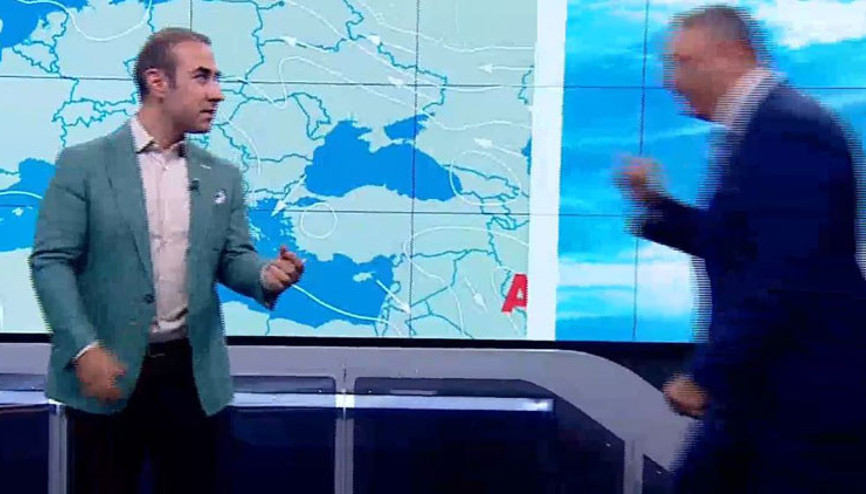 Canlı yayında kanlı ay sürprizi