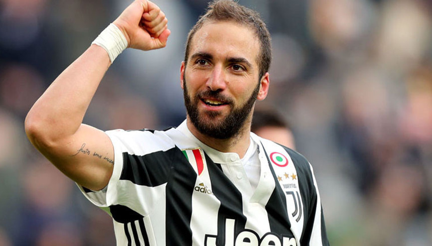 Higuain hakkında flaş açıklama... Juventustan ayrılacak mı