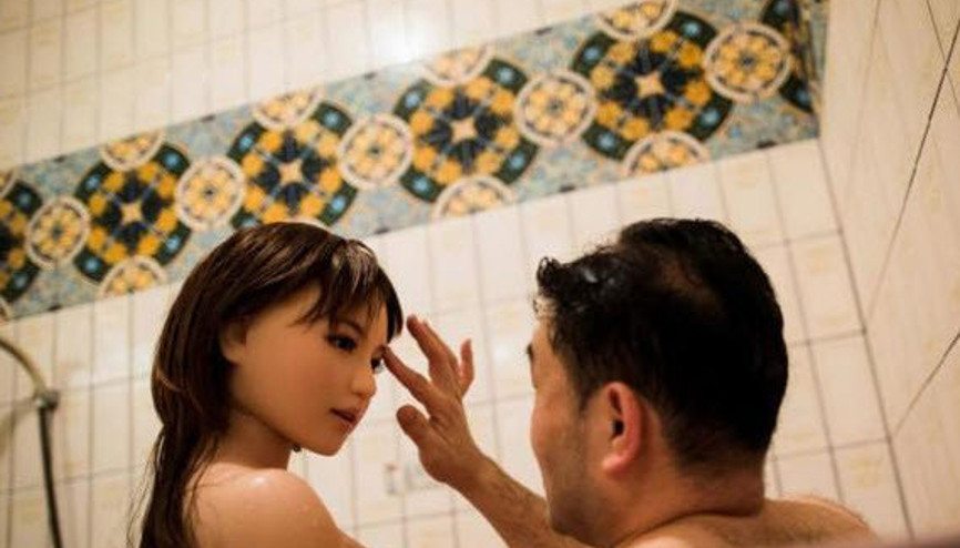 İşte Çinlilerin seks oyuncağı: Neler yapıyor neler