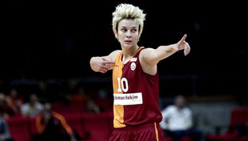 Işıl Alben, Galatasaray yazılarını sildi iddialarına yanıt verdi