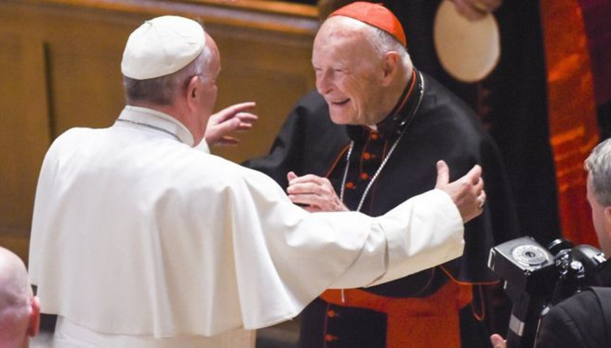 Çocuk taciziyle suçlanan kardinal istifa etti