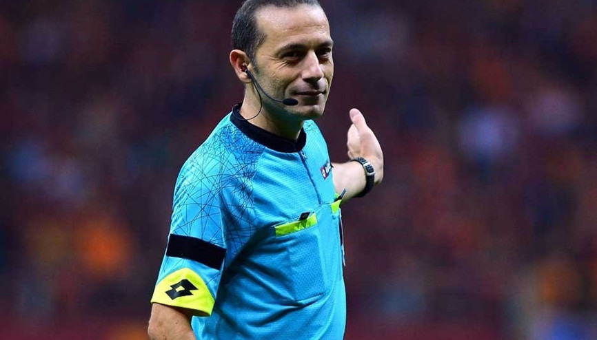 Galatasaray - Akhisar TFF Süper Kupa maçını Cüneyt Çakır yönetecek