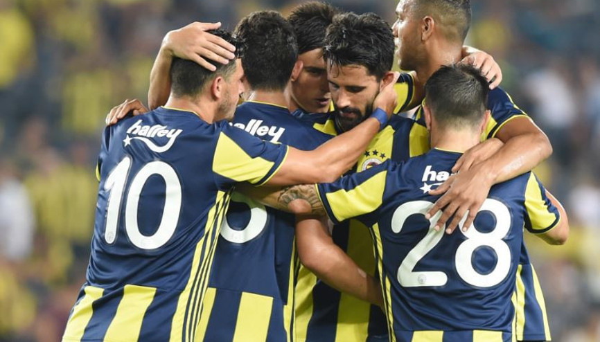 F.Bahçeyi Alper Potuk taşıdı Fenerbahçe 2- 1 Cagliari... İşte maçın özeti ve golleri