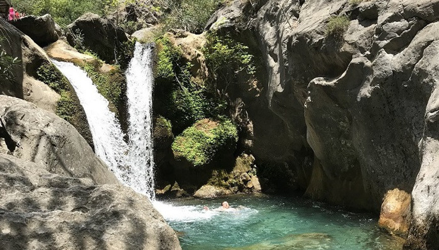 Sapadere’nin suyu akar buz gibi