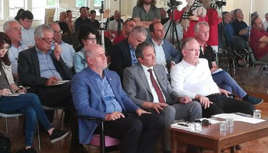 Anadil için buluştular