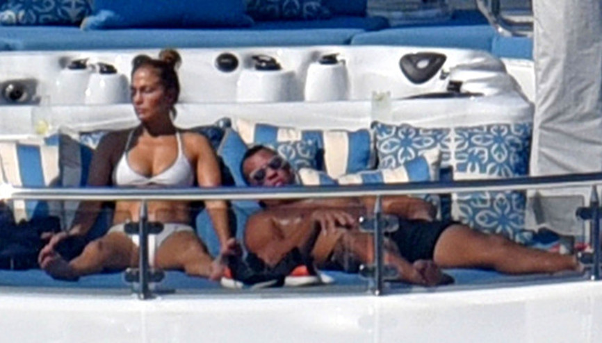 Sıcaktan bayıldılar