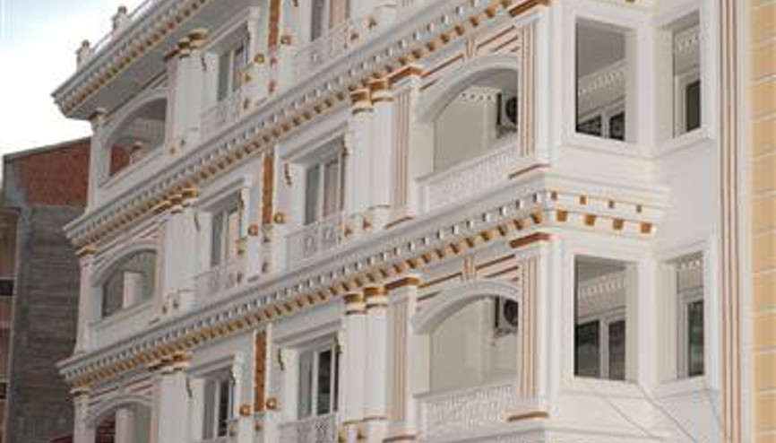 Malatyada altın kaplamalı apartman