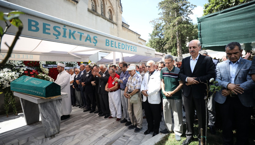 Güngör Uras son yolculuğuna uğurlandı