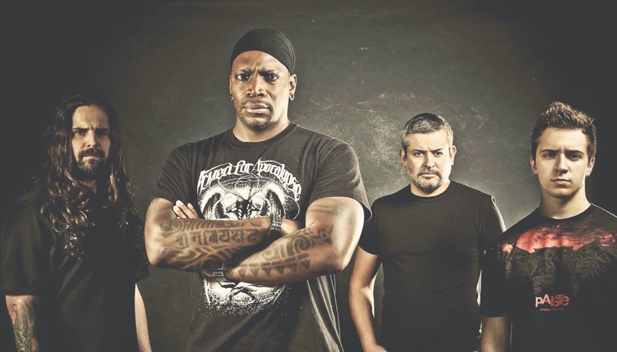 Bütün rock’çılar Zeytinli’de