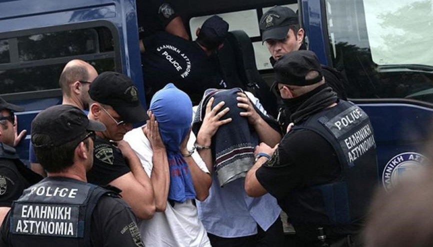 Yunanistandan bir skandal daha... Onları da koruma altına aldı