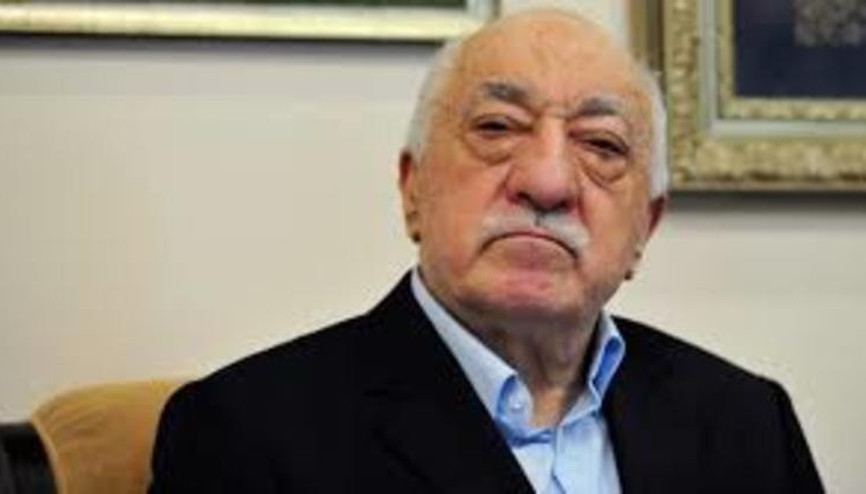 Kraliçe’den FETÖ’cü merkeze ziyaret Kraliçe’den FETÖ’cü merkeze ziyaret