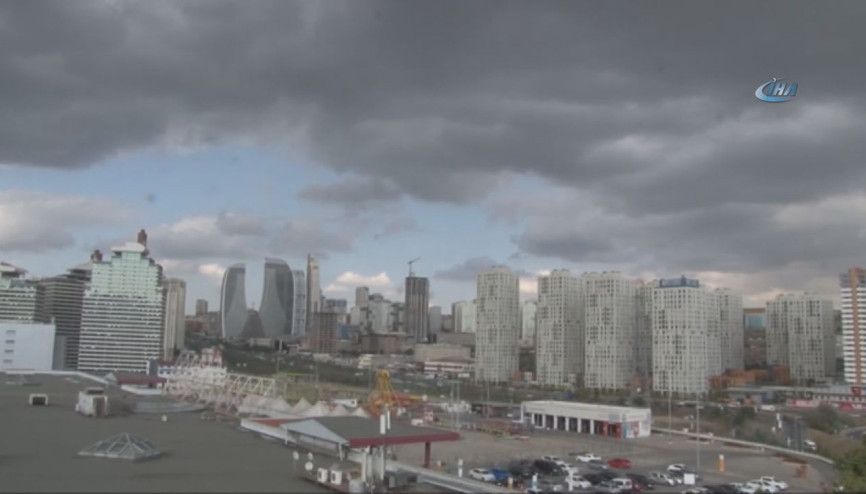 Kara bulutlar, gündüzü geceye çevirdi