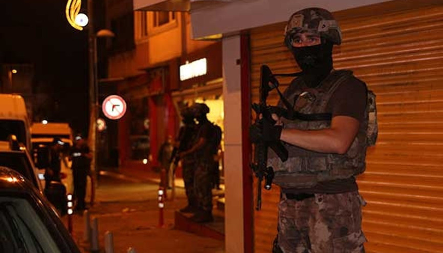 İstanbul şafak vakti... Şok operasyon