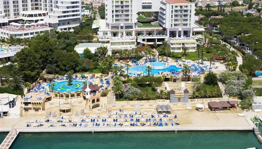 Haluk Ulusoy’un Kuşadası’ndaki ünlü oteli icradan satıldı