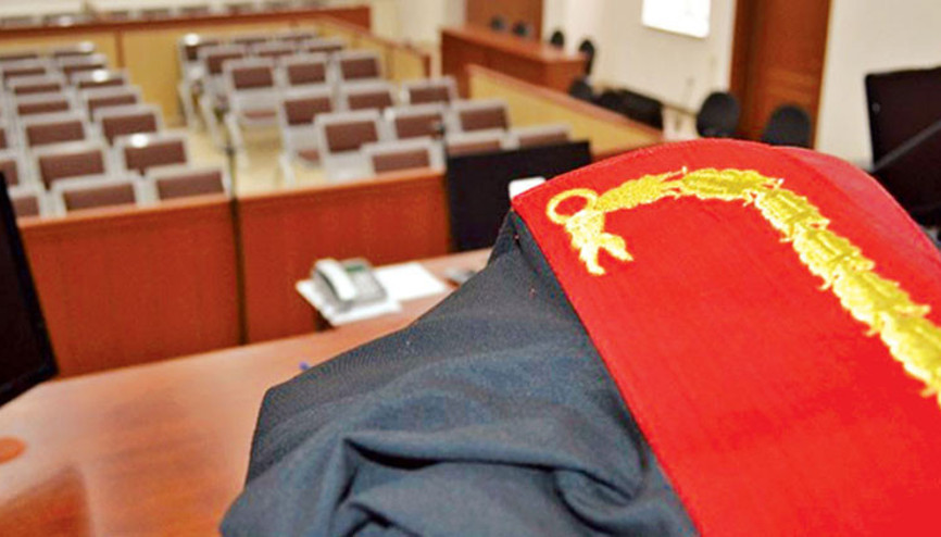 Hem de duruşmada... Göz kırpıp öpücük atmaya 3.750 TL ceza