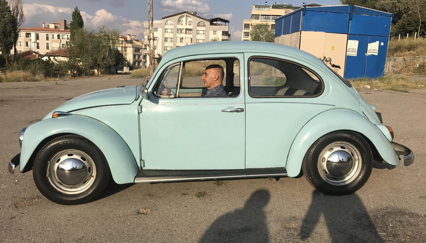 47 yıllık ‘vosvos’una  gözü gibi bakıyor