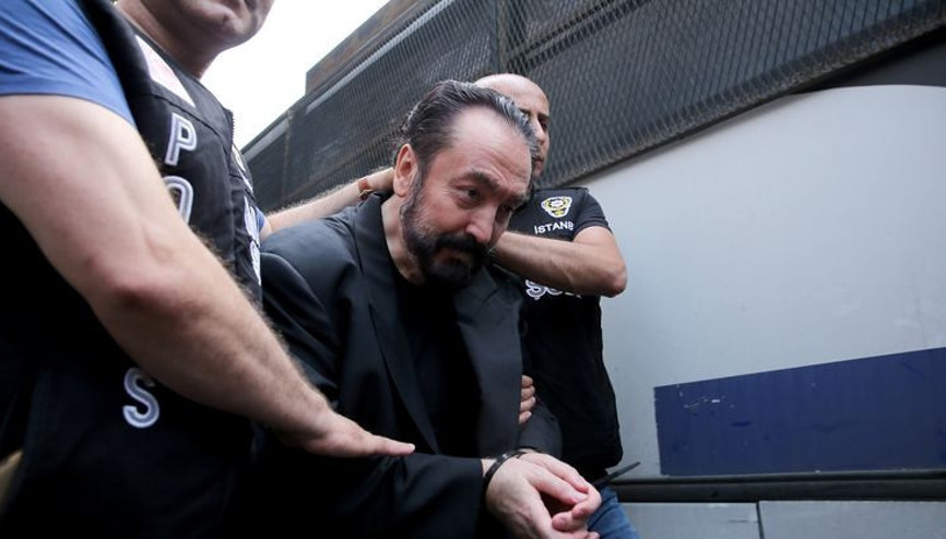 Adnan Oktara kötü haber... Çözülme başladı, sıraya girdiler