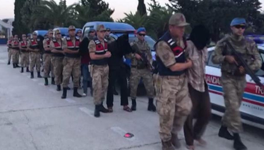 9 terörist, geniş güvenlik önlemi altında adliyeye sevk edildi