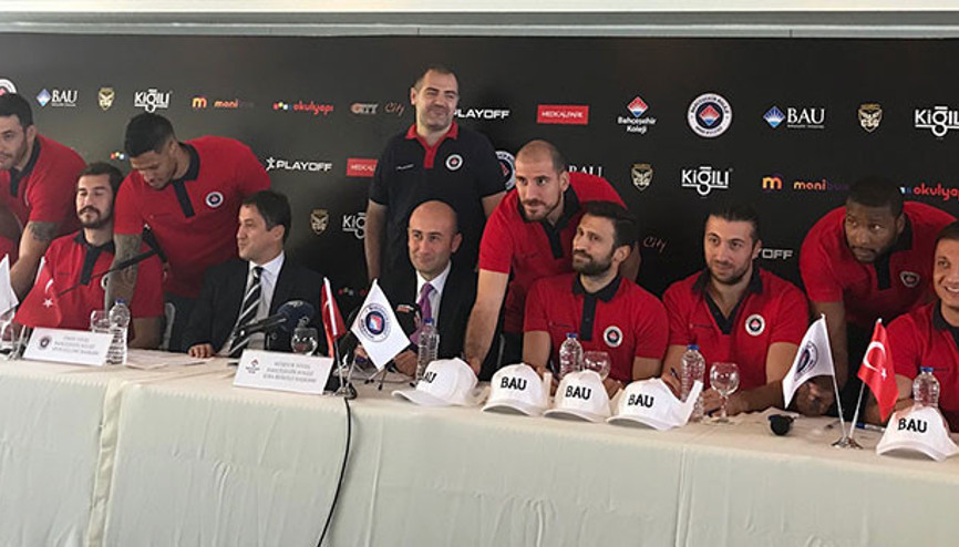 Bahçeşehir Kolejinden imza şov