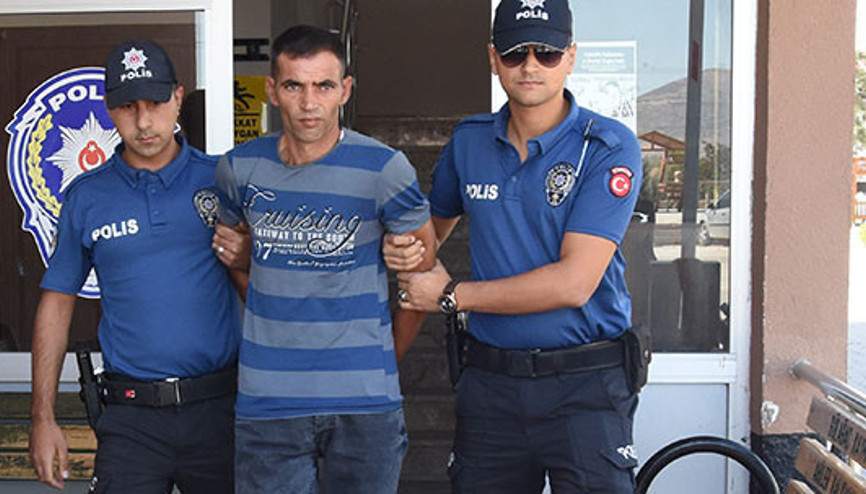 ‘Sigara içme’ diyen karısını öldürdü, berberde tıraş olurken yakalandı