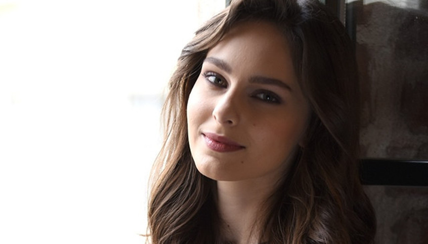 Yeni Gelin dizisinin Bellası Jessica May kimdir Yeni Gelin dizisinin Bellası Jessica May kimdir