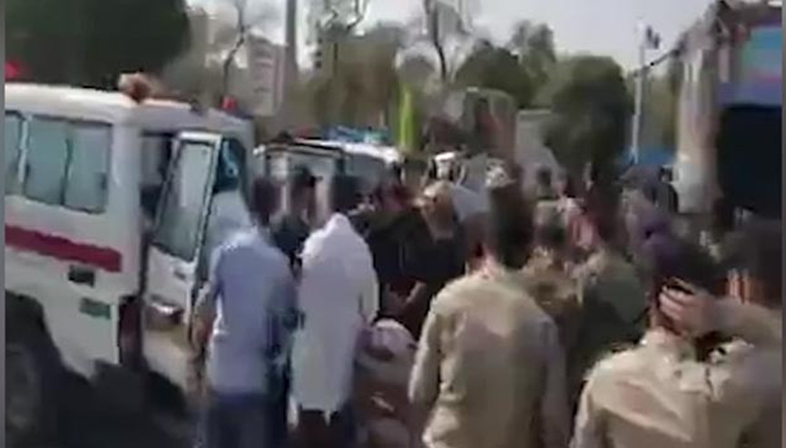 İran’da askeri geçiş töreni sırasında terör saldırısı